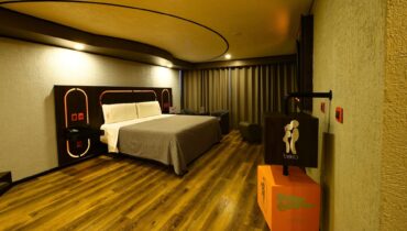 1920 x 1120 Junior Suite Vintage