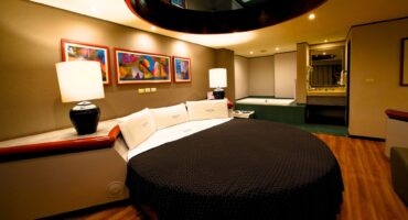 1920 x 1120 Master Suite con Jacuzzi